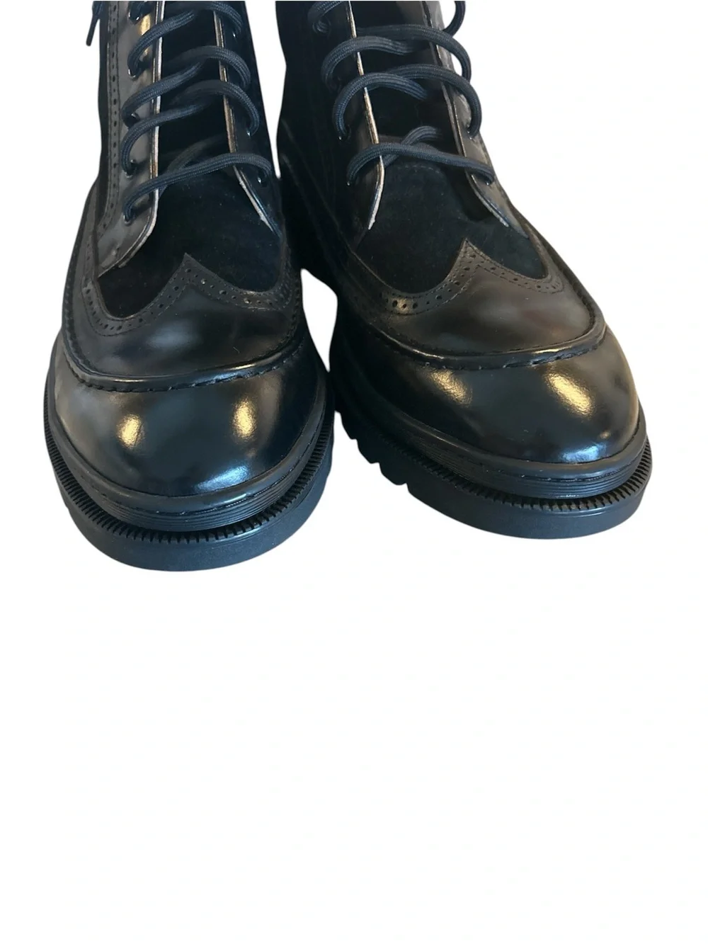 Black Men's Wingtip Taft 365 Lace-Up Boots size 11 New in box